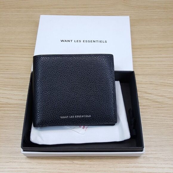 WANT LES ESSENTIELS Mens Black Pebbled Leather Bifold BENIN $175 - Picture 1 of 7